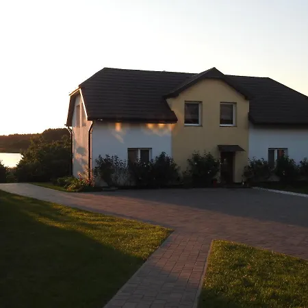 Owocowy Raj Nad Zalewem Modla Krolewska