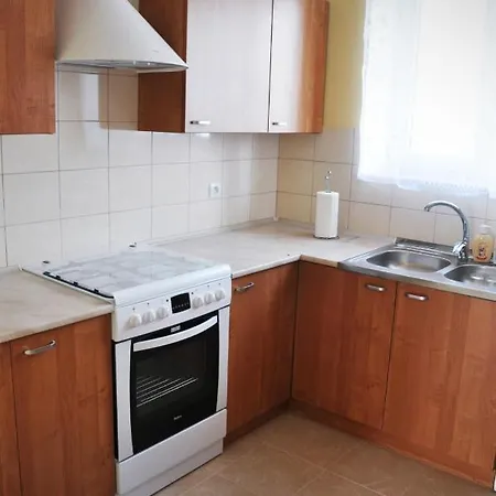 Owocowy Raj Nad Zalewem Modla Krolewska