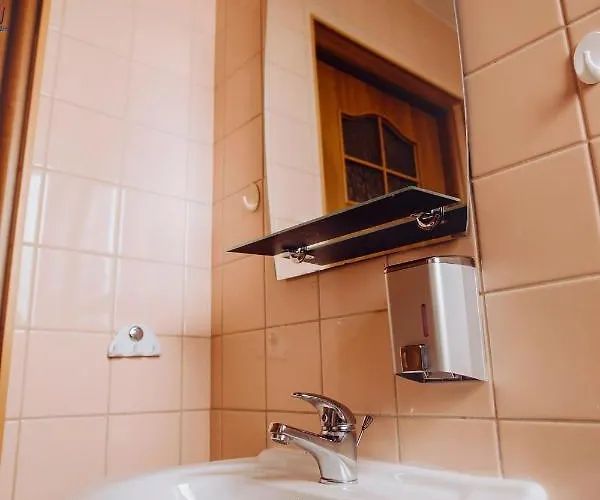 Owocowy Raj Nad Zalewem Farm stay Modla Krolewska