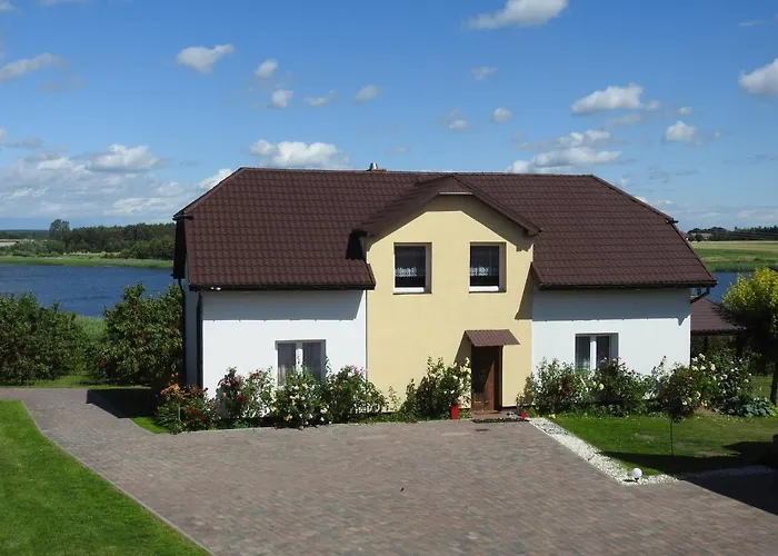 Owocowy Raj Nad Zalewem Modla Krolewska