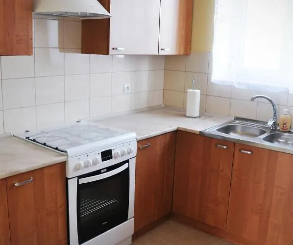 Owocowy Raj Nad Zalewem Modla Krolewska